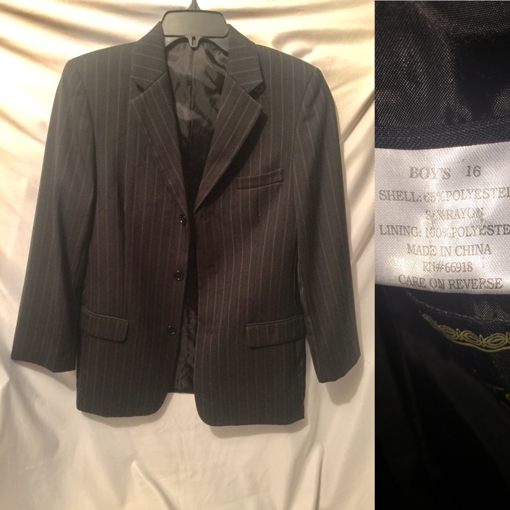 🎈Black pinstripe Sports Jacket Boys (16) EUC